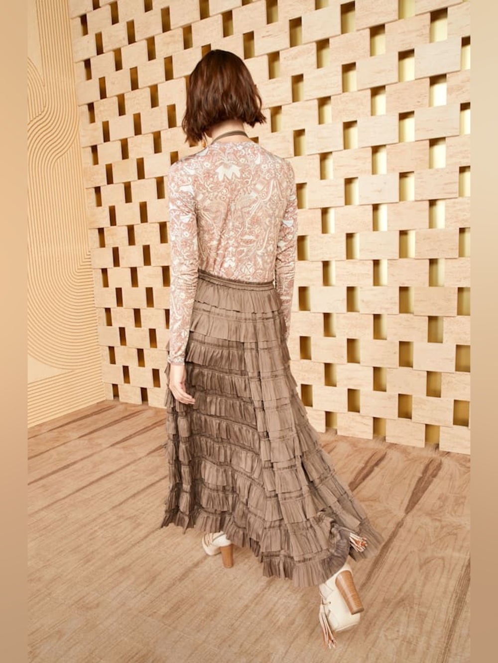 Ulla Johnson Mari Plissé Satin Midi Skirt Mica Taupe Pleated Tiers Ruffle Size 6 - Picture 3 of 16